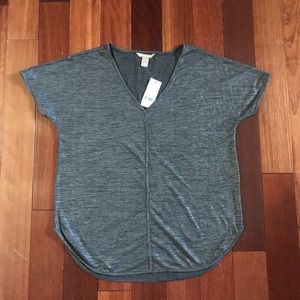 NEW BANANA REPUBLIC Athleisure Tee - Petite Small